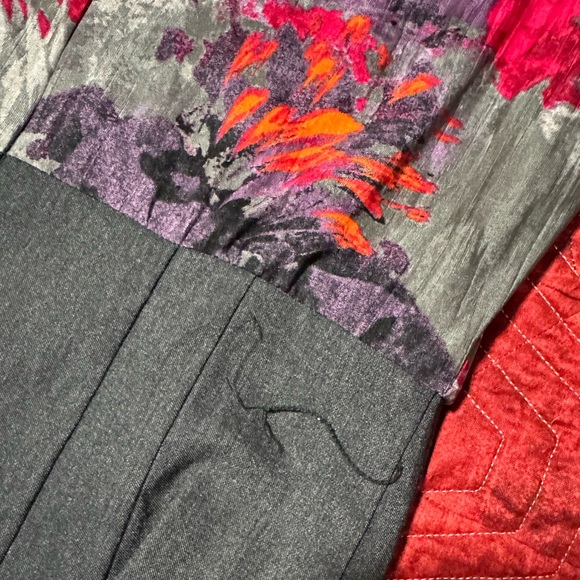 Le Chateau fitted sheath dress - Picture 3 of 4